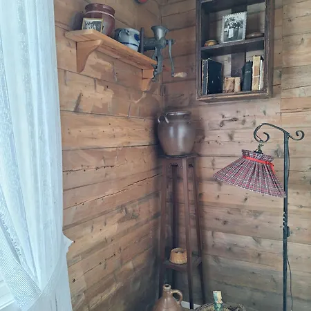 Indrebo Farm / Indrebo Gard * Eikelandsosen