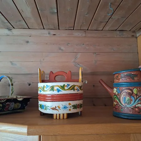Indrebo Farm / Indrebo Gard Eikelandsosen